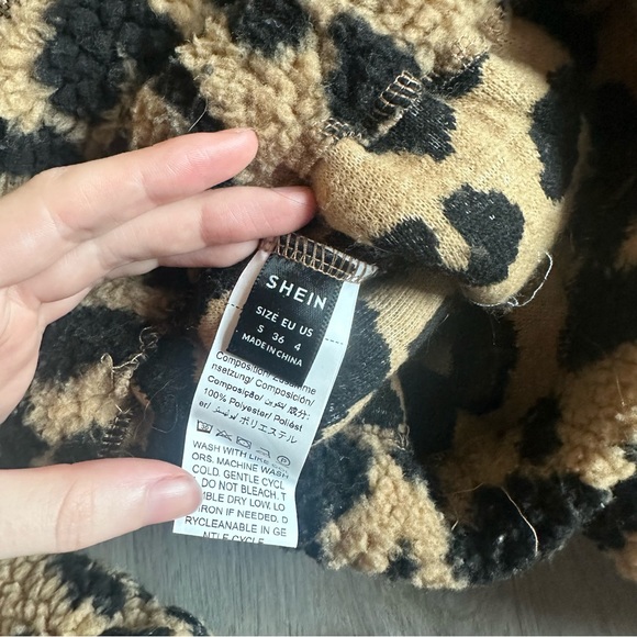 SHEIN sherpa leopard print sweater - Picture 3 of 3